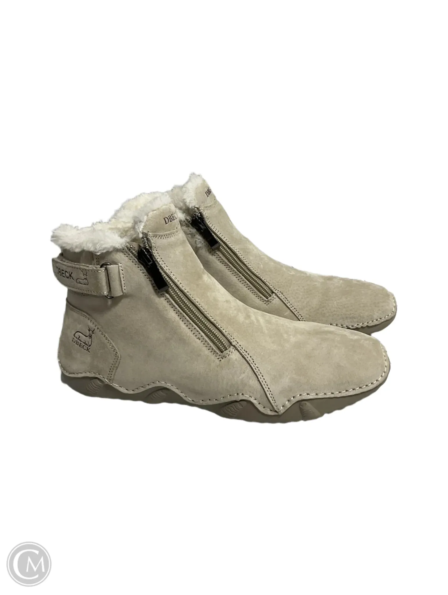 Boots Ankle Flats By Clothes Mentor In Beige, Size: 8