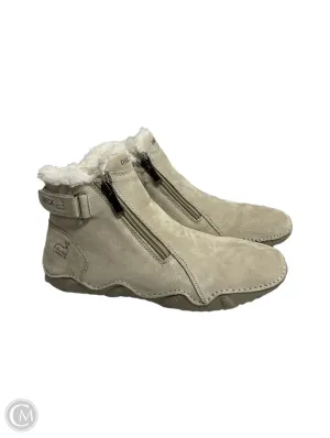 Boots Ankle Flats By Clothes Mentor In Beige, Size: 8