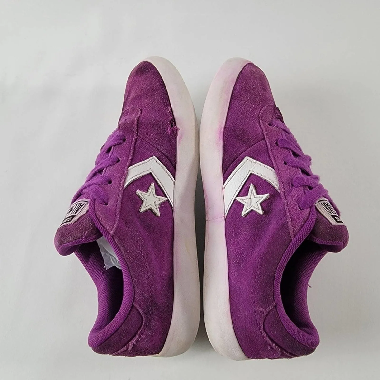 Converse Chuck Taylor One Star Low Top Sneakers - 2C
