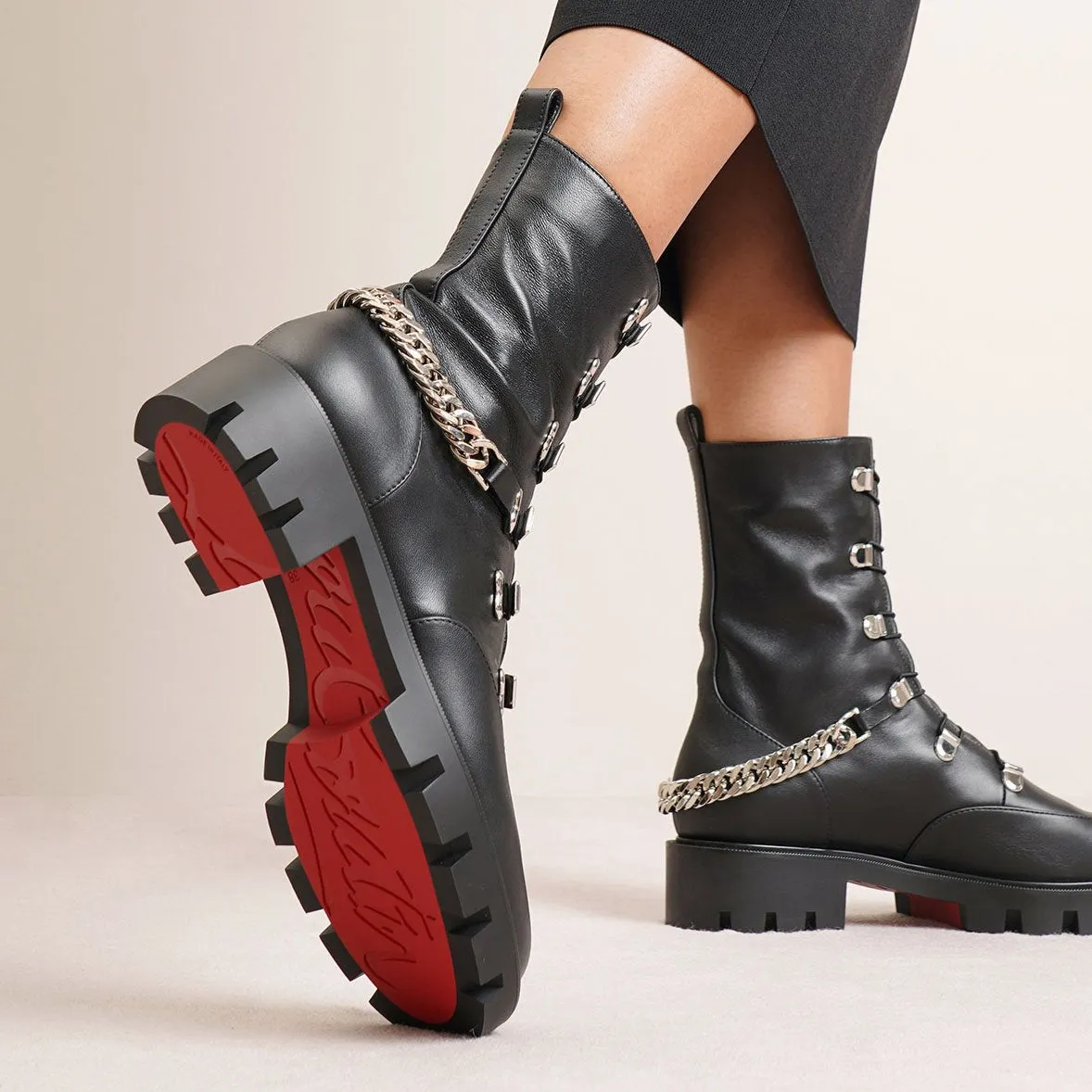 Horse flat leather ankle boots