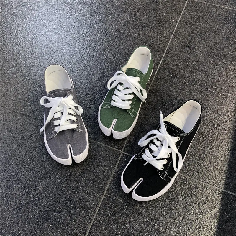 LUXE SEVEN DESIGN WIDE FIT LACE UP TRAINERS