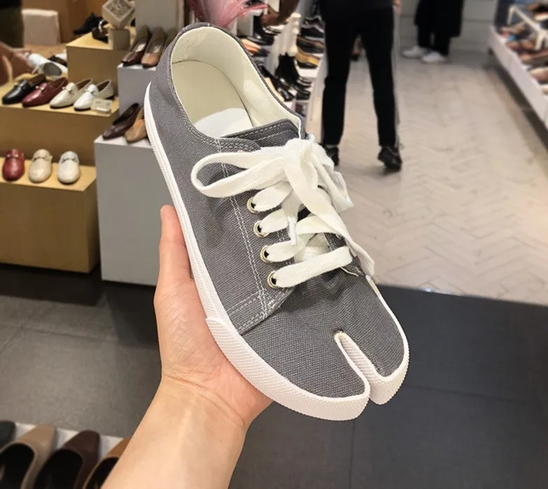 LUXE SEVEN DESIGN WIDE FIT LACE UP TRAINERS