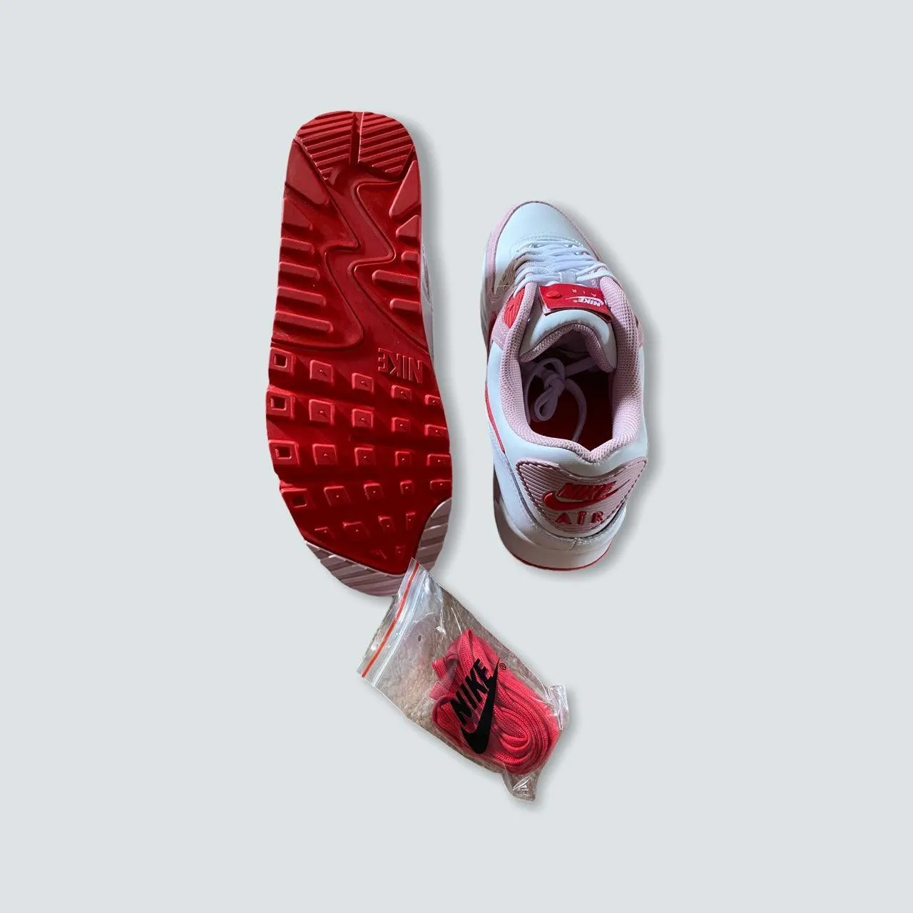 Nike air max 90 QS Valentine’s Day shoe (men’s uk 10.5k