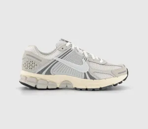 Nike Zoom Vomero 5 Trainers Platinum Tint Photon Dust Cashmere Iron Grey