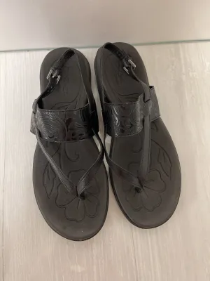 Sandals Flats By Boc  Size: 9