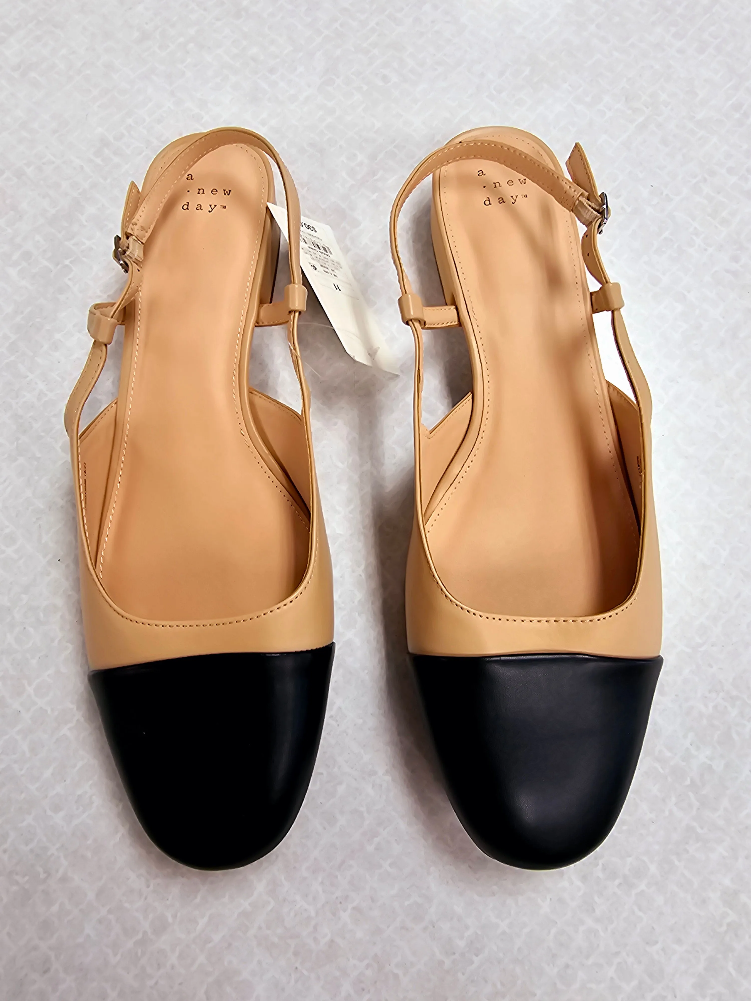 Shoes Flats By A New Day In Black & Tan, Size:11